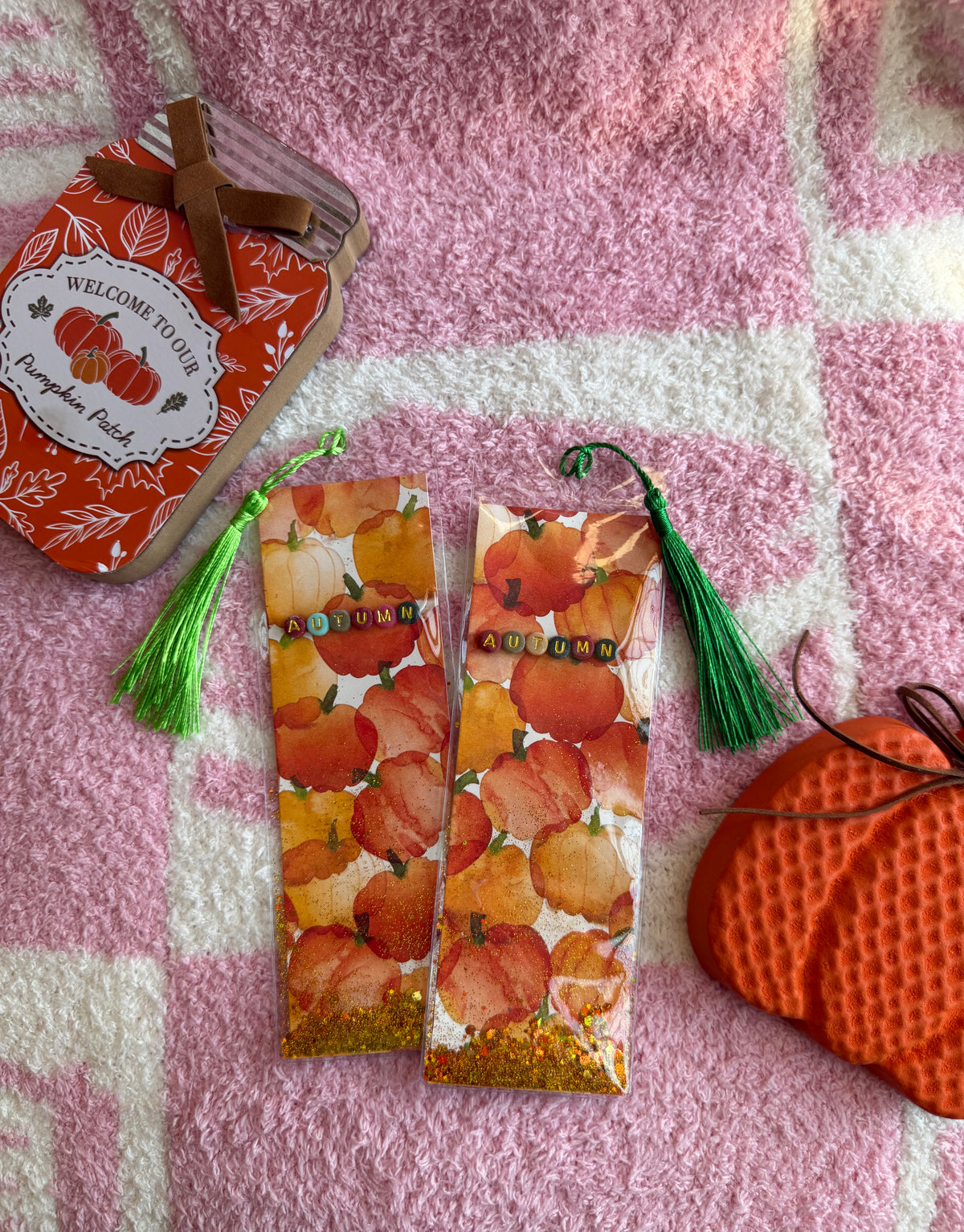 Autumn pumpkin glitter bookmark